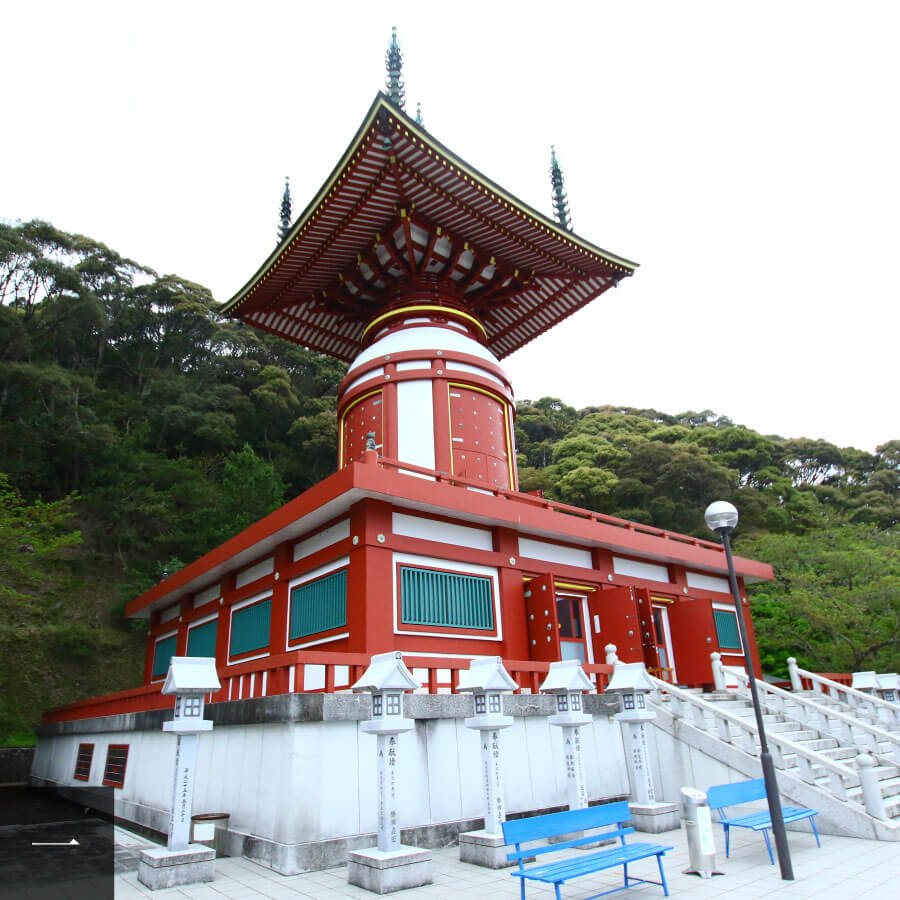 瑜祇塔(ゆぎとう)